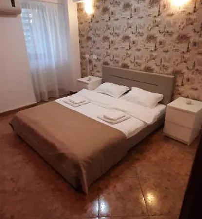 Yamira Apartment