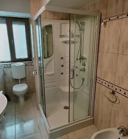 Yamira Apartment *