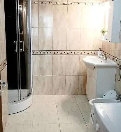 Yamira * Mamaia